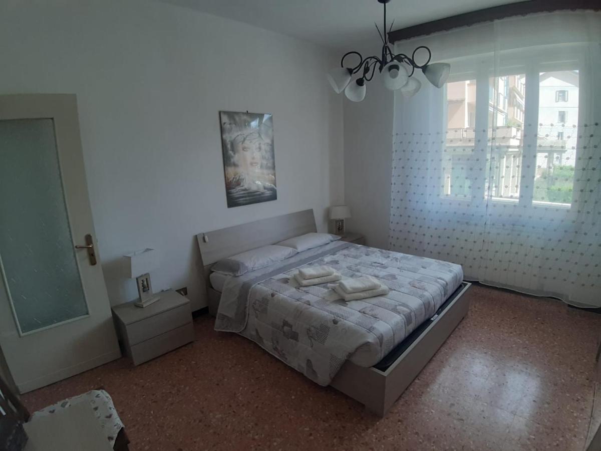 Appartamento Centrale Fino A 8 Posti Letto Понтремоли Экстерьер фото